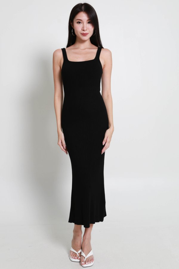 Eugenia Mermaid Knit Dress (Black)