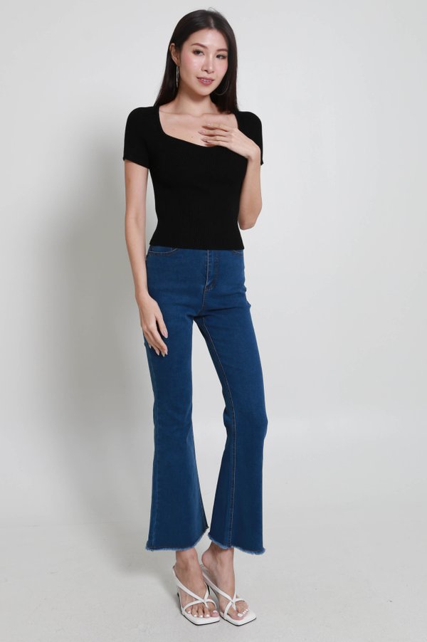 Ella Sweetheart Knit Top (Black) Ella Sweetheart Knit Top (Black)
