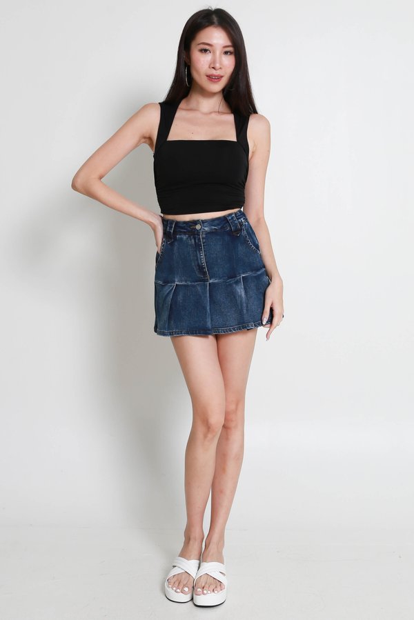 Ria Queen Anne Padded Ruched Top (Black)