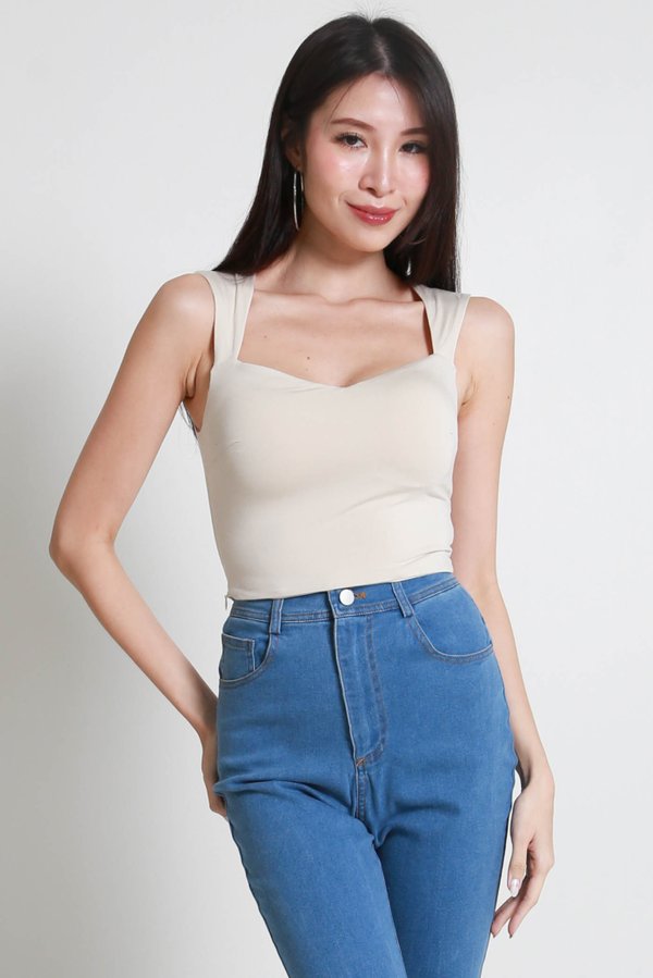 Rayna Queen Anne Padded Top (Cream) Rayna Queen Anne Padded Top (Cream)