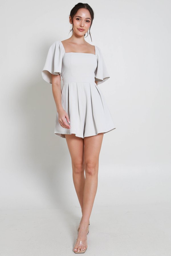 [SLEEVED] Lazier Pleated Romper (Ice Greige)