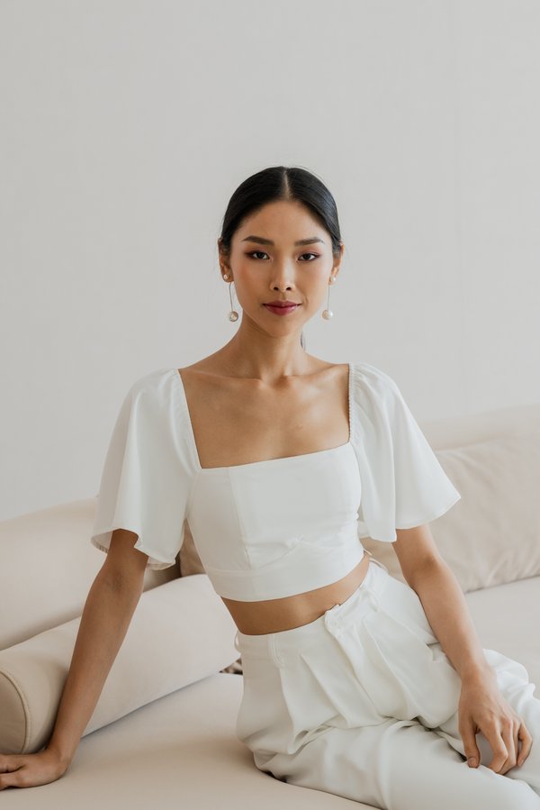 Leena Sleeved Padded Top (White)