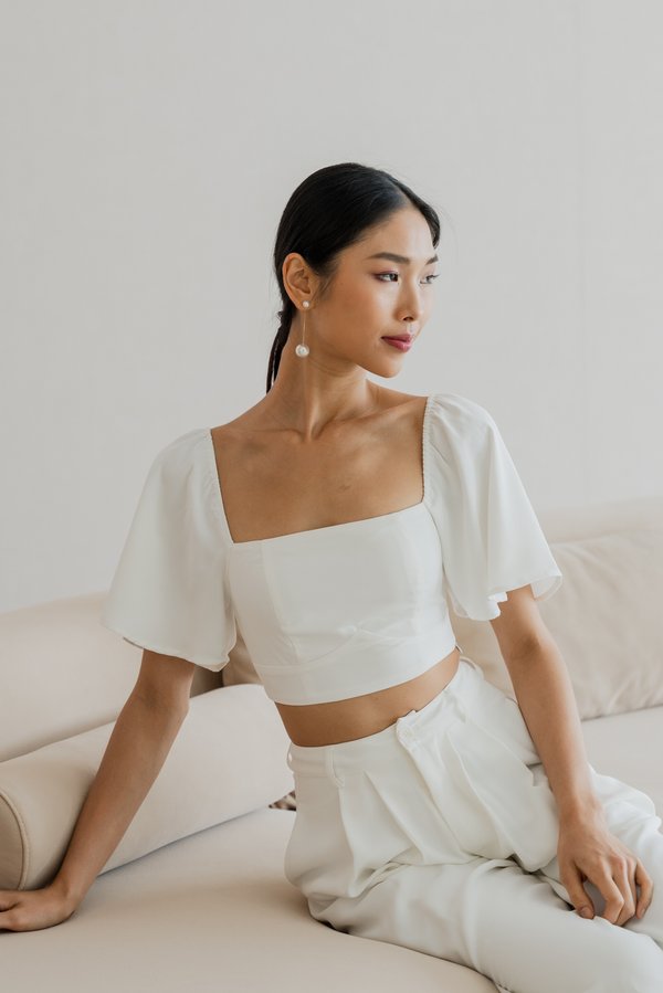 Leena Sleeved Padded Top (White)