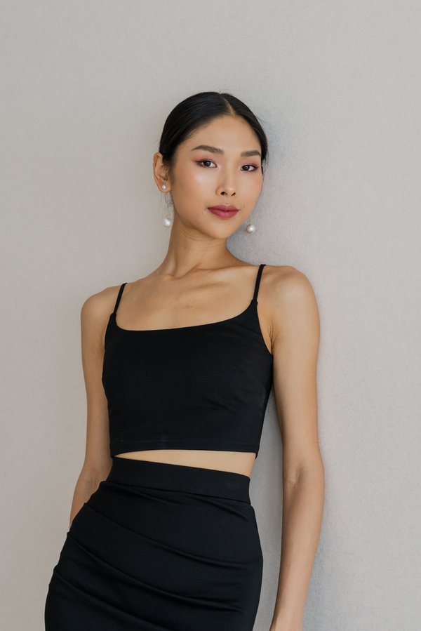 *Luxe* Sierra Scoop Neck Padded Top (Black)