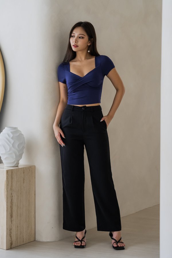 Kiara Straight Cut Pants (Black)