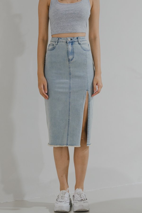 Julian Side Slit Denim Skirt (Light Vintage Wash)