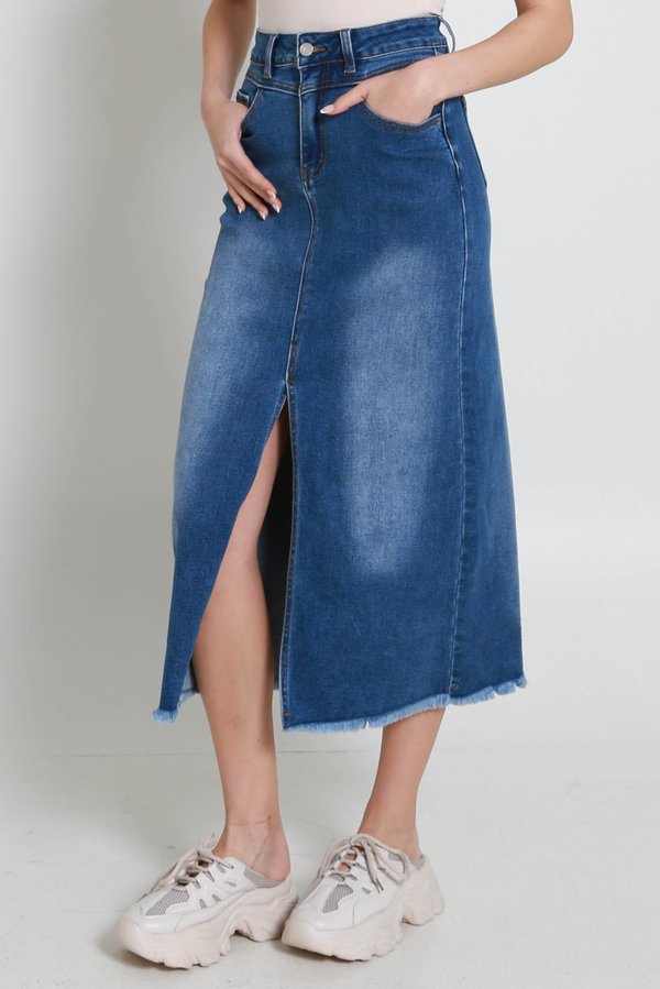 Jody Front Slit Denim Skirt (Dark Wash) 