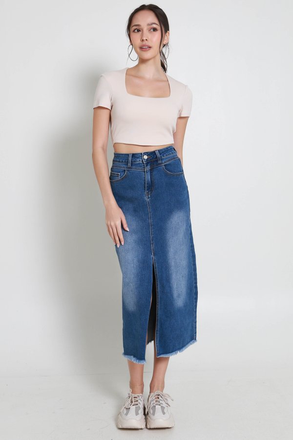 *Lite* [CROPPED] Lyla Queen Anne Top (Nude Pink)