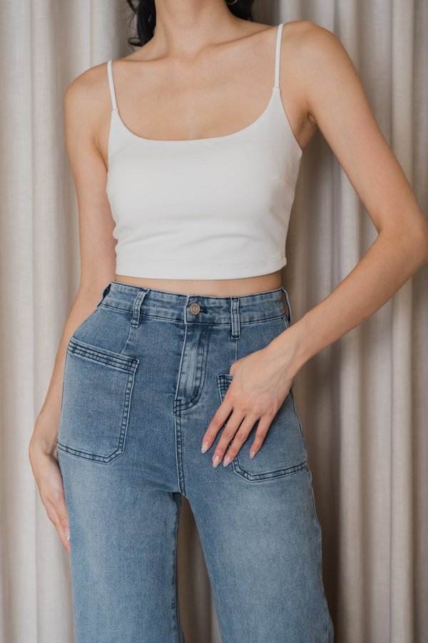 [PETITE] Joelle Pocket Straight Cut Denim Jeans (Blue Wash)