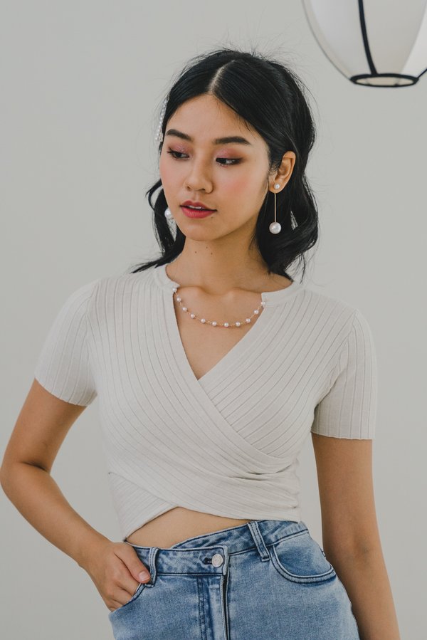 Aletta Overlap Pearl Chain Knit Top (Nougat)
