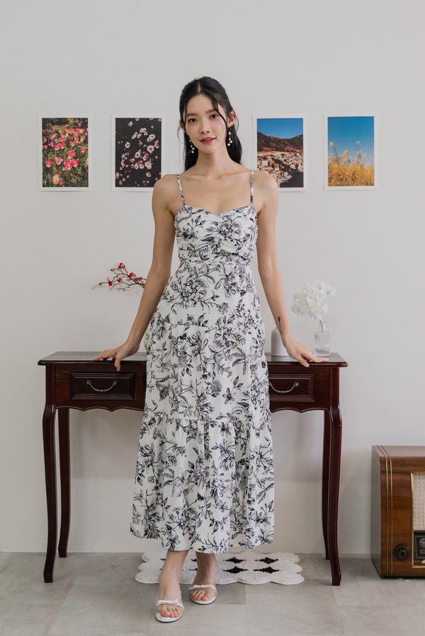 Auralia Padded Maxi Dress (White Base Black Floral)