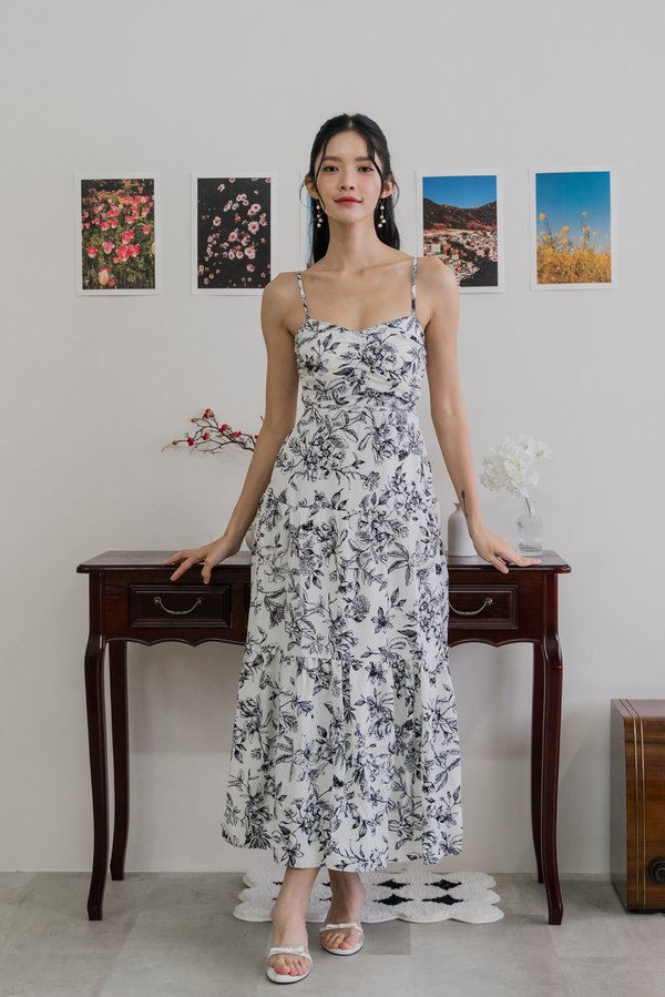 Auralia Padded Maxi Dress (White Base Black Floral)
