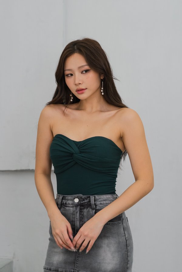 Adley Twist Knot Padded Top (Forest)