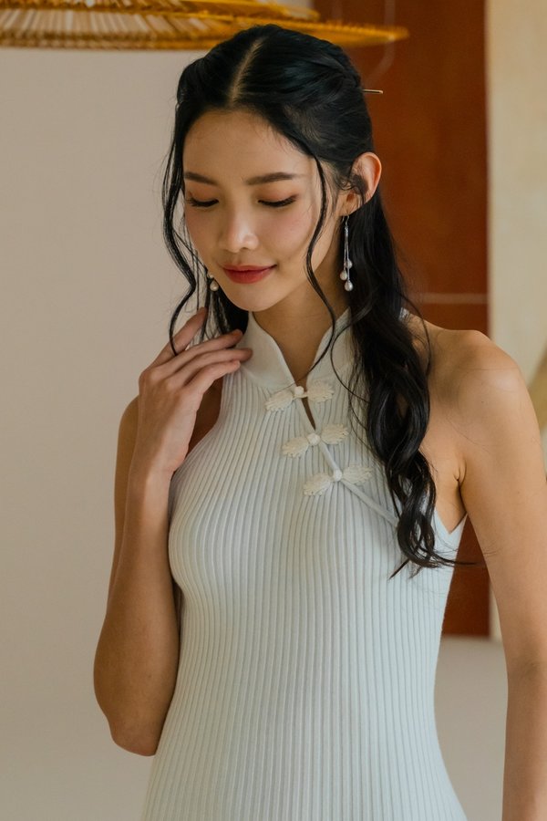 Yue Slit Knit Qipao V2 (Ice Blue)