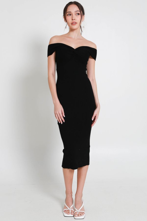 Jace Twist Knot Slit Knit Dress (Black)