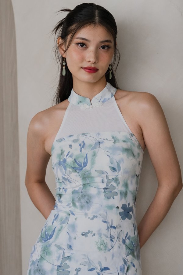 Xinyue Padded Floral Qipao (Blue) Xinyue Padded Floral Qipao (Blue)
