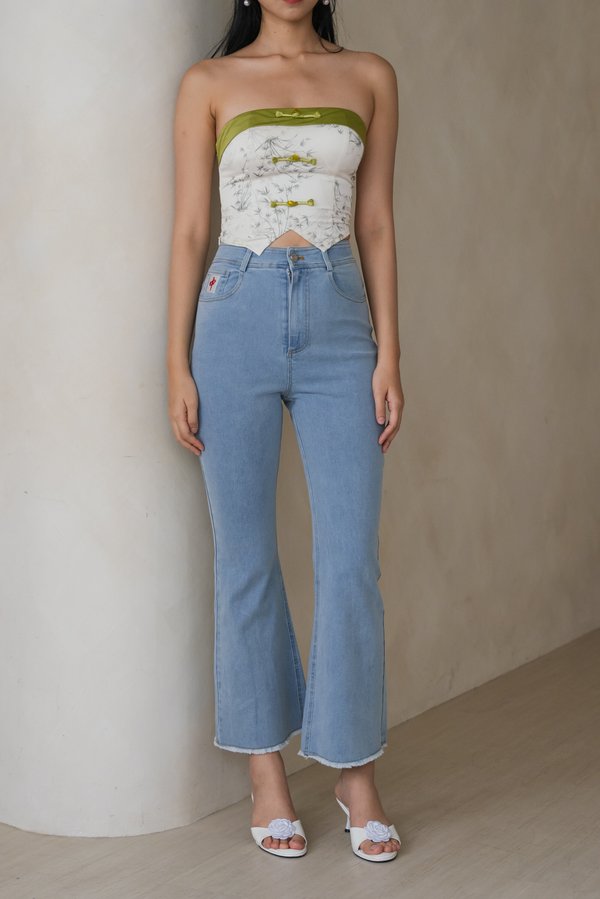 Mahjong Embroidered Hailey Jeans (Zhong Light Wash)