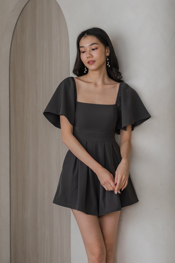 [SLEEVED] Lazier Pleated Romper (Espresso Grey)