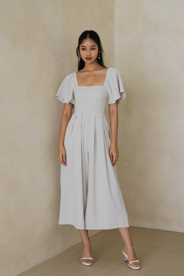 [SLEEVED] Lazie Pleated Jumpsuit (Ice Greige)