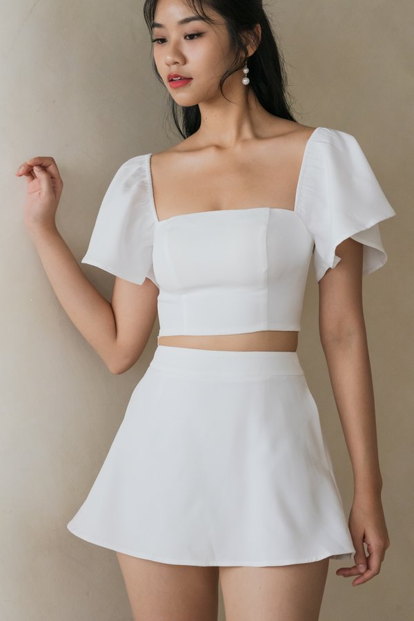 Alina Sleeved Padded Top (White)