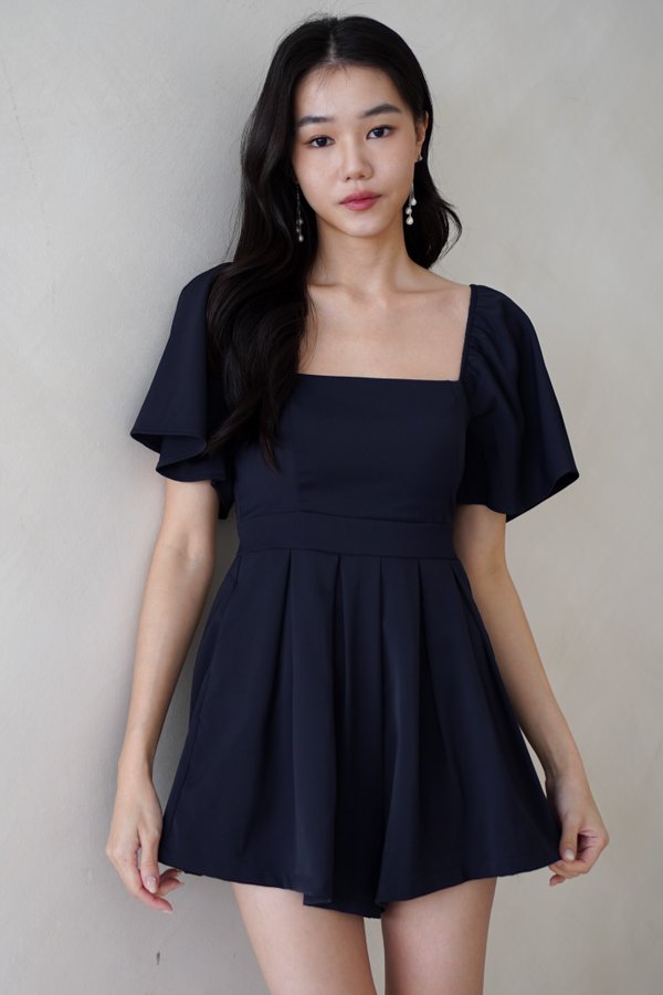 [SLEEVED] Lazier Pleated Romper (Navy)