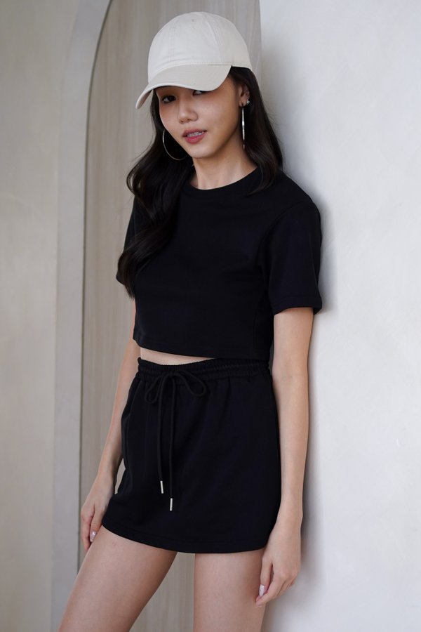 Axtelyn Cropped Tee (Black)