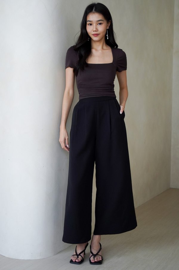 Karissa Pleated Pants (Black) Karissa Pleated Pants (Black)