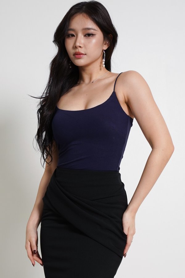 *Lite* [REGULAR] Liv Basic Cami Top (Navy)