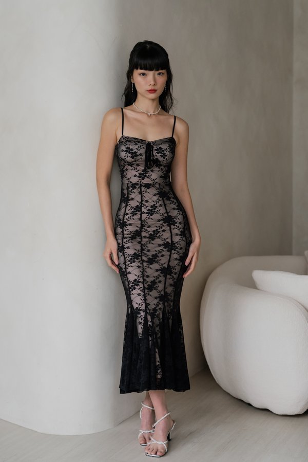 Greta Lace Padded Mermaid Dress (Black)