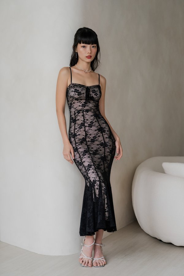 Greta Lace Padded Mermaid Dress (Black)