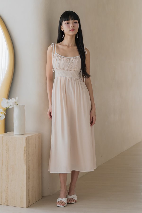 Lynvia Padded Self Tie Contrast Midi Dress (Soft Pink)