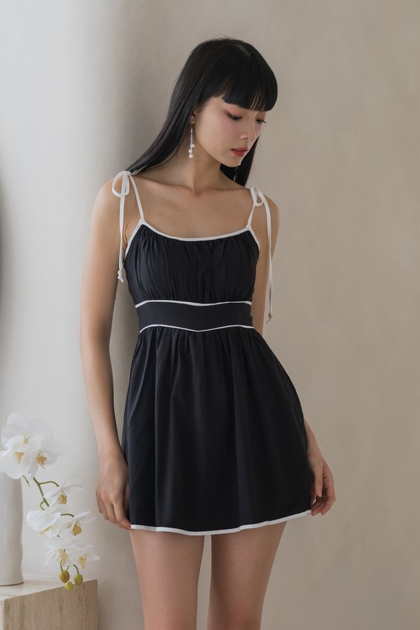 Lytia Padded Self Tie Contrast Romper Dress (Black)