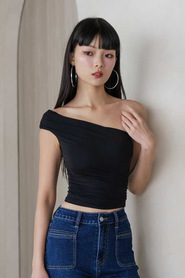 Alora Toga Ruch Padded Top (Black) Alora Toga Ruch Padded Top (Black)