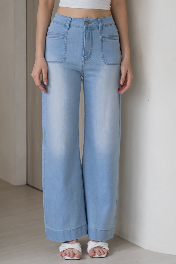 Jalee Straight Cut Denim Jeans (Light Wash)