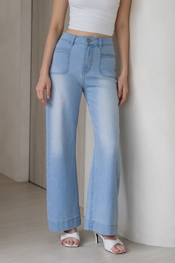 Jalee Straight Cut Denim Jeans (Light Wash)