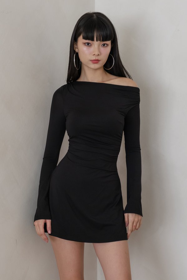 Rylie One Shoulder Padded Romper Dress (Black)