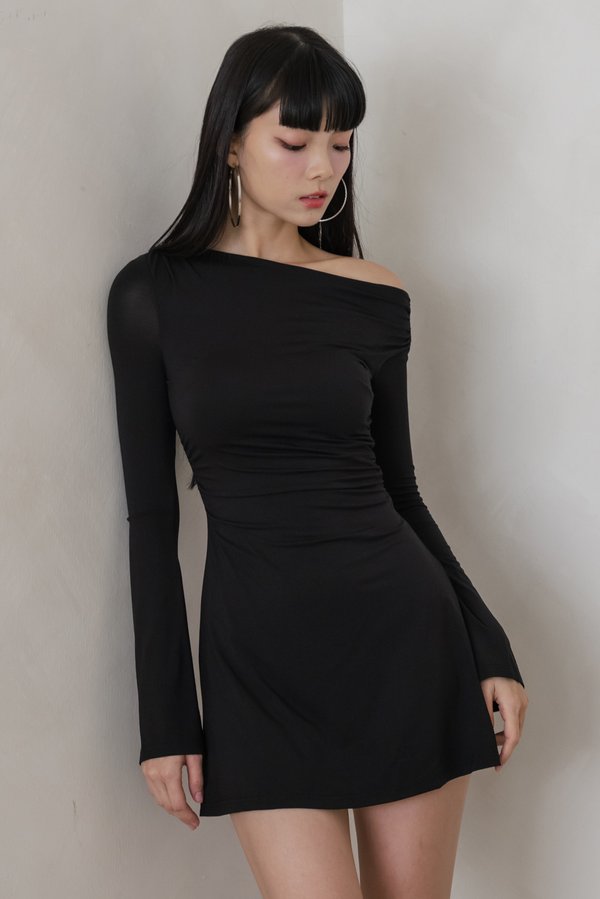 Rylie One Shoulder Padded Romper Dress (Black)