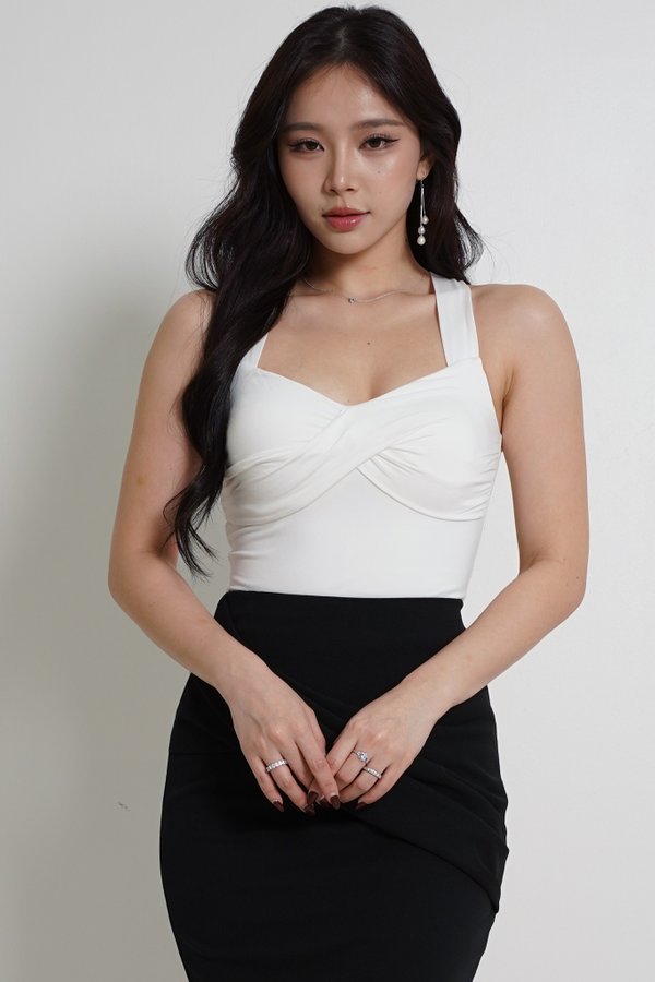 Gemma Twist Knot Top V2 (White)