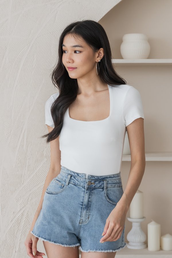 *Lite* [REGULAR] Lyla Queen Anne Top (White)