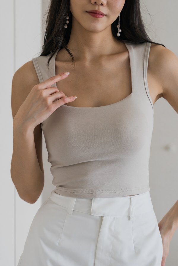 *Lite* Maia Queen Anne Padded Top (Earl Grey)