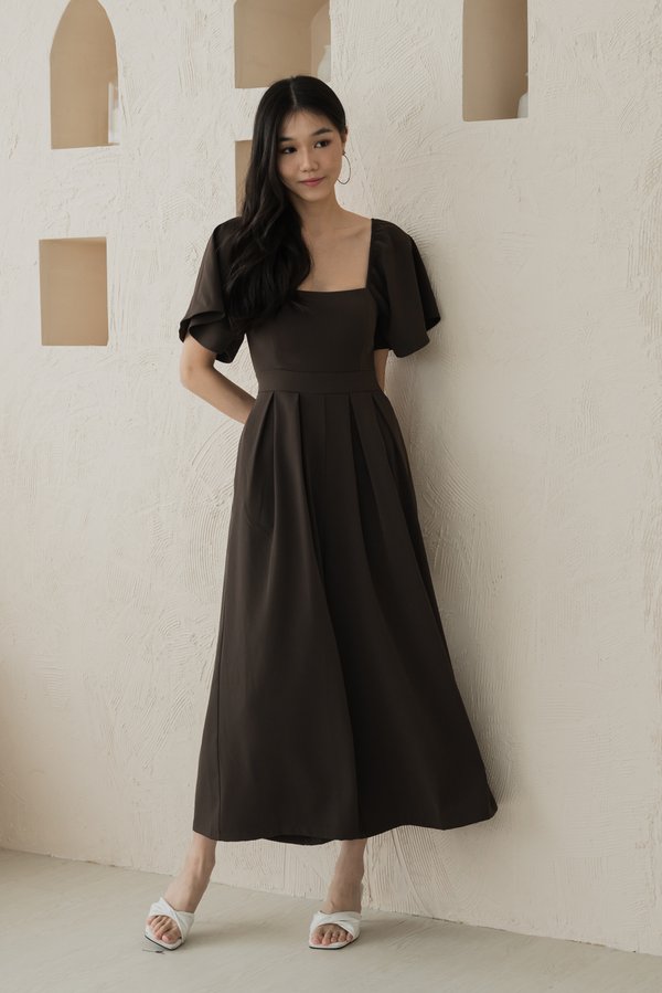 [SLEEVED] Lazie Pleated Jumpsuit (Double Espresso)