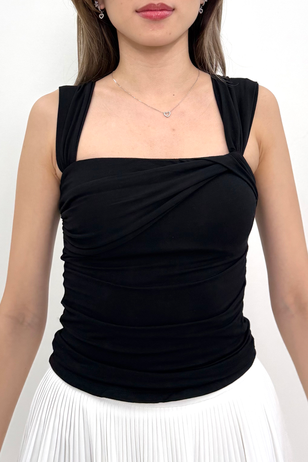 Hallie Padded Ruched Top (Black)