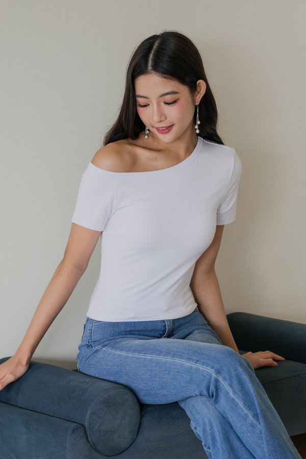 Vearra One Shoulder Padded Top (White) Vearra One Shoulder Padded Top (White)