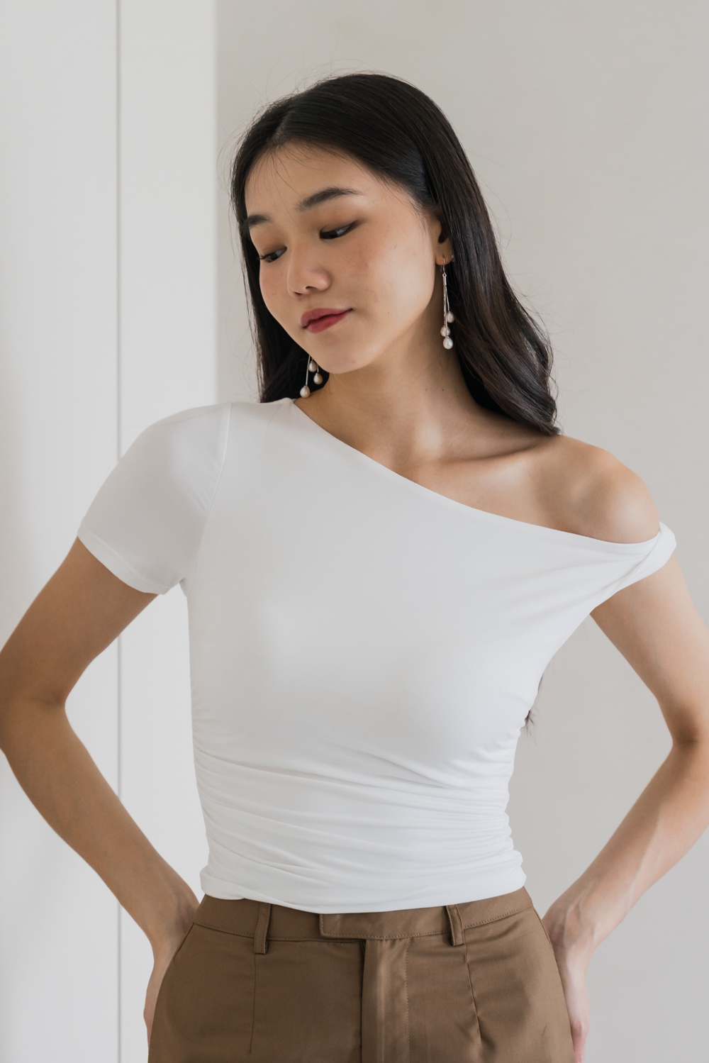 Zora One Shoulder Padded Top (White) | Carrislabelle