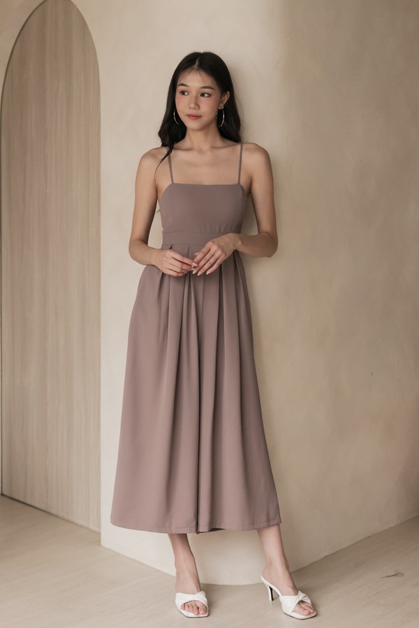 Lazie Pleated Jumpsuit (Cocoa) Lazie Pleated Jumpsuit (Cocoa)