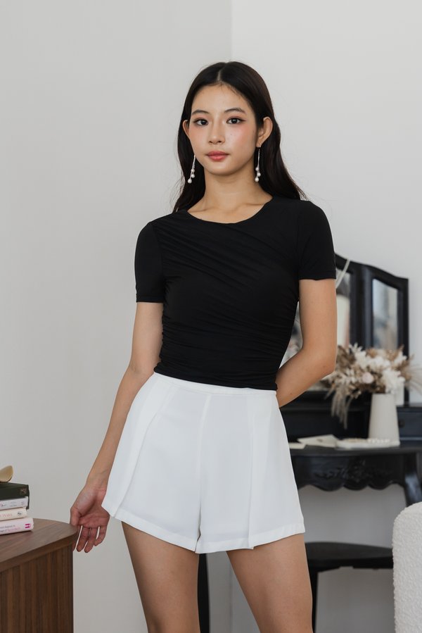 Ashlyn Ruch Sleeved Padded Top (Black) Ashlyn Ruch Sleeved Padded Top (Black)