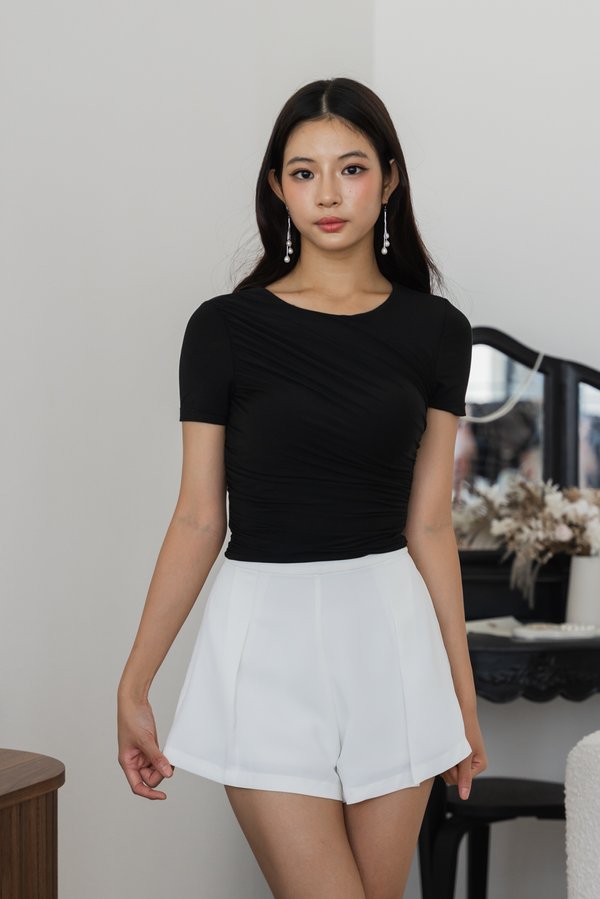 Ashlyn Ruch Sleeved Padded Top (Black) Ashlyn Ruch Sleeved Padded Top (Black)