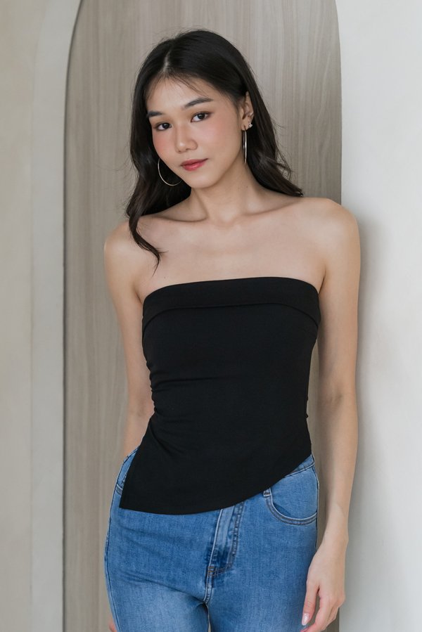 *Lite* Liora Asymmetrical Padded Top (Black) *Lite* Liora Asymmetrical Padded Top (Black)