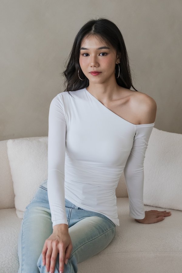 Shivan One Shoulder Long Sleeve Padded Top (White) Shivan One Shoulder Long Sleeve Padded Top (White)