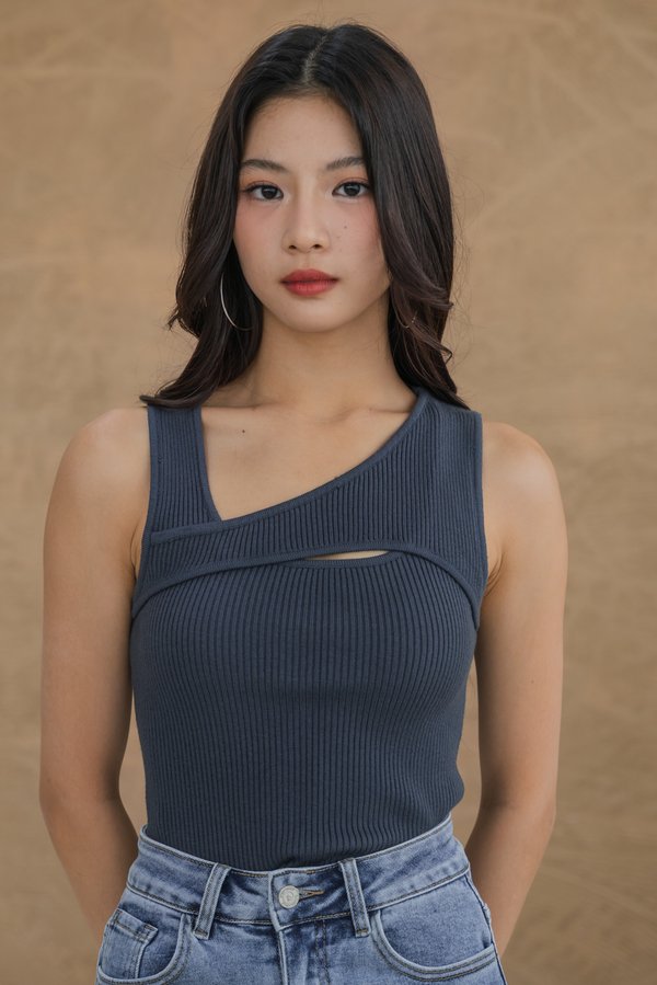 Aymi Asymmetrical Knit Top (Gunmetal)